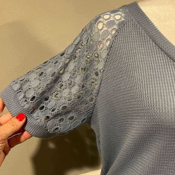 Women's Short Sleeve Lace Sleeve Top - Excellent Condition Miholl Size L… - Picture 10 of 14